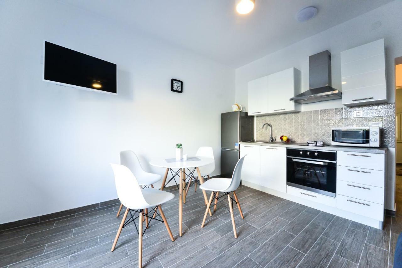 Apartmani Ab Ζαντάρ Εξωτερικό φωτογραφία